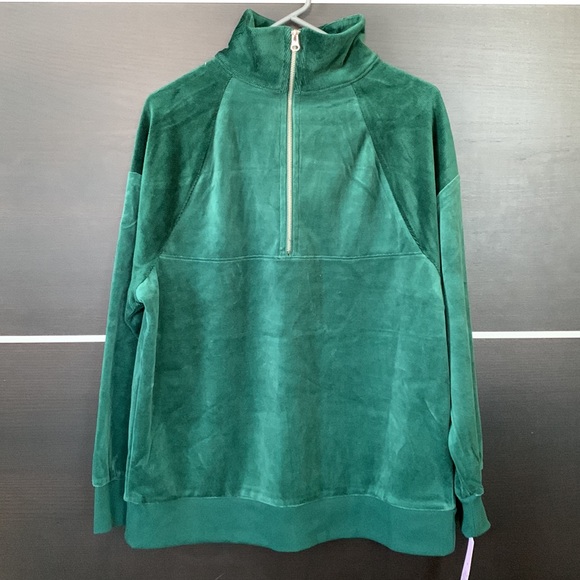 Wild Fable Women’s Green Quarter Zip Velour Top - Picture 4 of 11